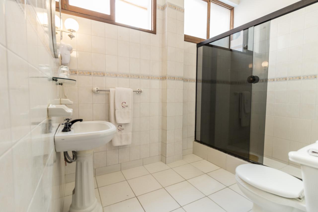 Capital Plaza Hotel سوكر الغرفة الصورة