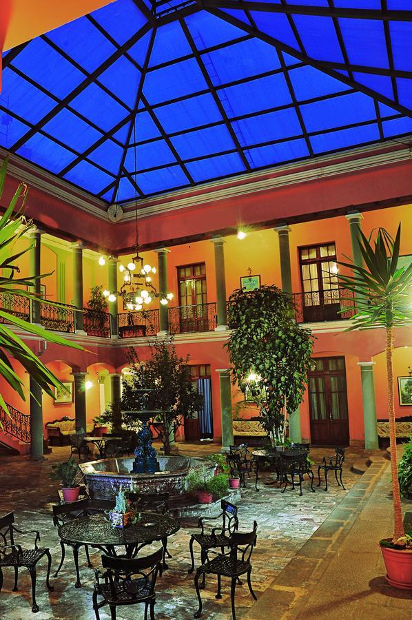 Capital Plaza Hotel سوكر المظهر الخارجي الصورة