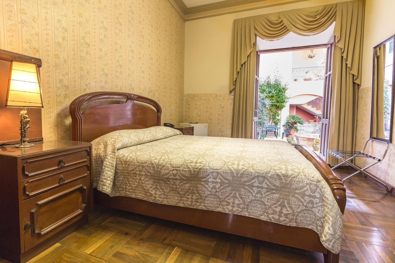 Capital Plaza Hotel سوكر المظهر الخارجي الصورة