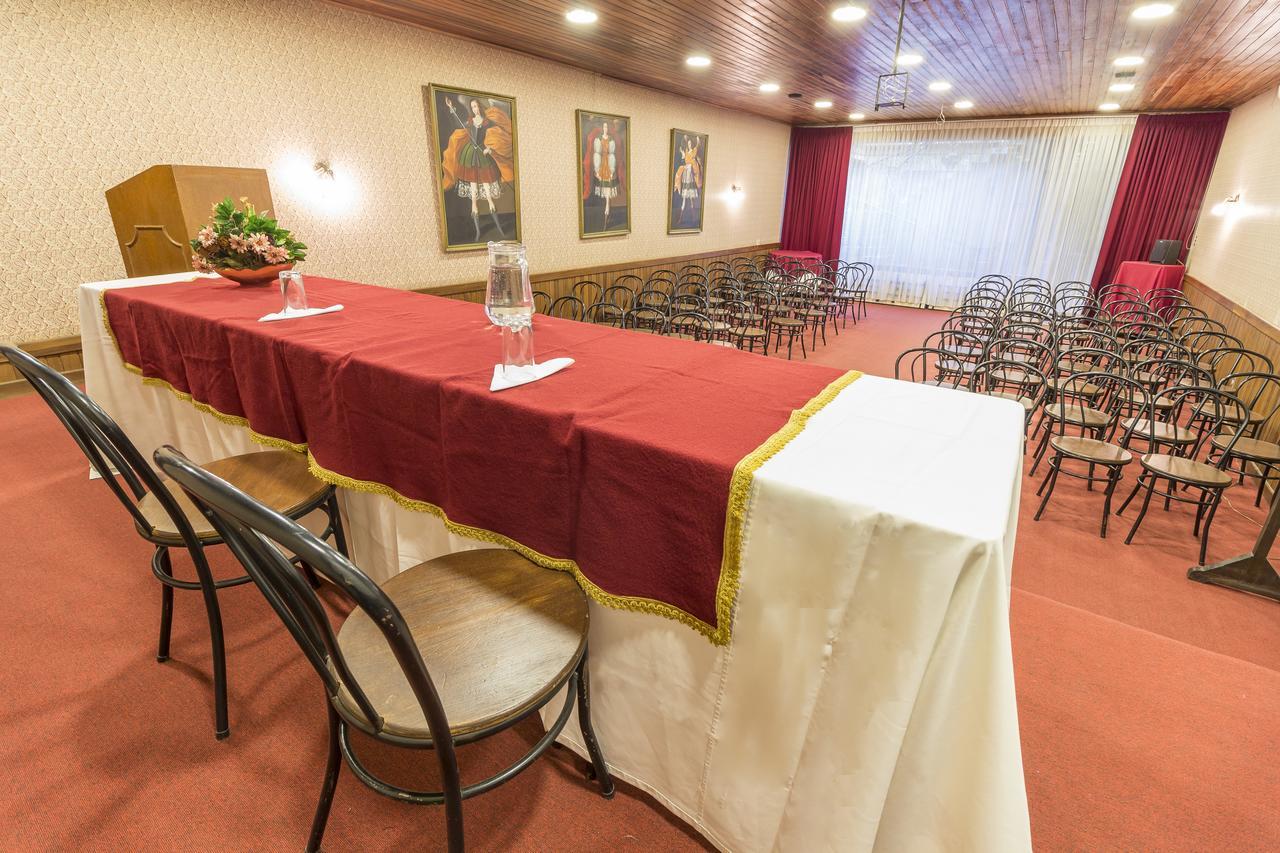 Capital Plaza Hotel سوكر المظهر الخارجي الصورة