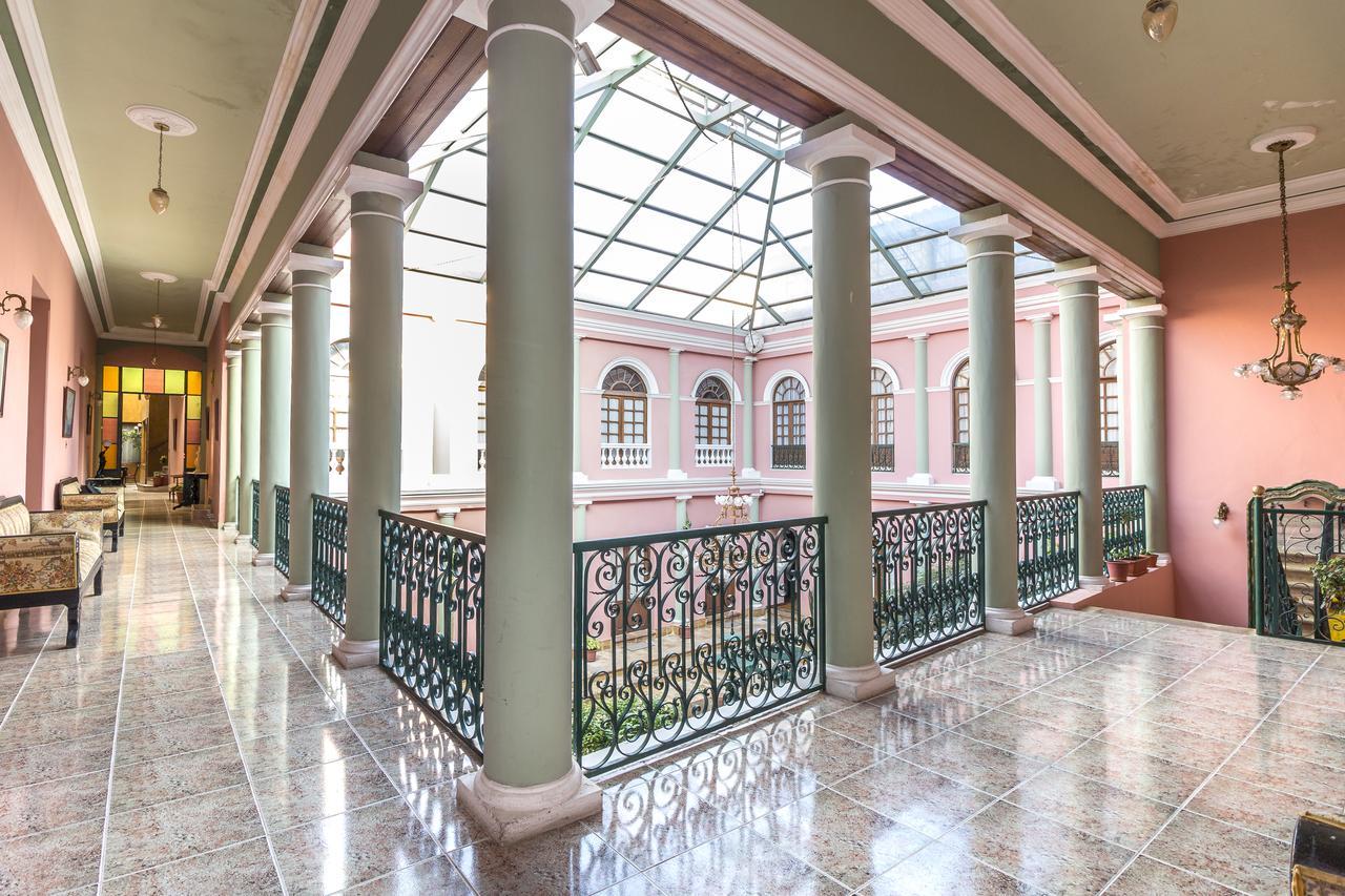 Capital Plaza Hotel سوكر المظهر الخارجي الصورة